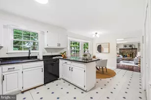 15515 Monona Dr, Rockville, MD 20855 - Photo 13