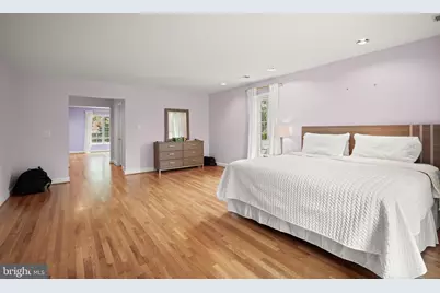 9809 Hall Road, Potomac, MD 20854 - Photo 25