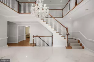 9809 Hall Rd, Potomac, MD 20854 - Photo 5
