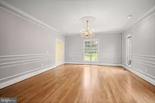 9809 Hall Rd, Potomac, MD 20854 - Photo 9