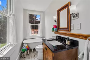 1401 Aintree Dr, Rockville, MD 20850 - Photo 13