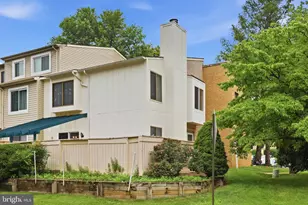 2 Grazing Ct, Montgomery Village, MD 20886 - Photo 1