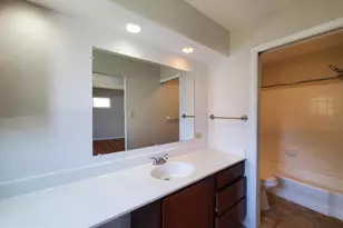 702 W Edmonston Dr, Rockville, MD 20852 - Photo 25