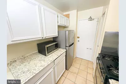 1900 Lyttonsville Road #1209, Silver Spring, MD 20910 - Photo 11