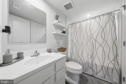 19712 Preservation Mews, Montgomery Village, MD 20886 - Photo 9