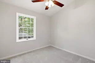 13 Sky Blue Ct, Germantown, MD 20874 - Photo 23