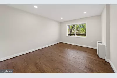 7400 Lakeview Drive #N402, Bethesda, MD 20817 - Photo 9
