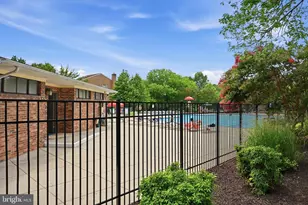 301 Palmspring Dr, Gaithersburg, MD 20878 - Photo 39