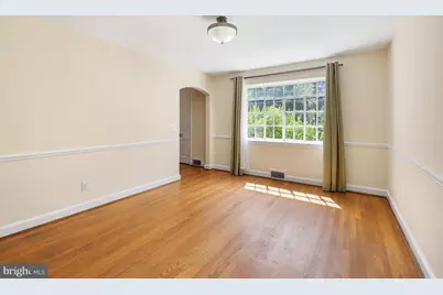 5206 Western Avenue, Chevy Chase, MD 20815 - Photo 11