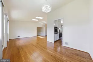 11601 Gowrie Ct, Potomac, MD 20854 - Photo 9
