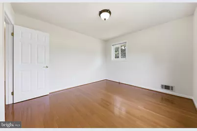 11601 Gowrie Court, Potomac, MD 20854 - Photo 25