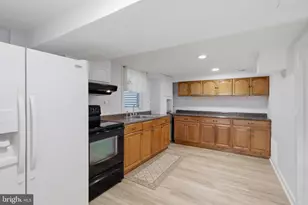 13105 Hallet Ct, Rockville, MD 20853 - Photo 19