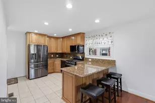 13105 Hallet Ct, Rockville, MD 20853 - Photo 9