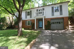 6703 Rannoch Rd, Bethesda, MD 20817 - Photo 3