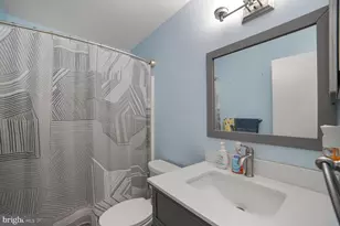 23647 Rolling Fork Way, Gaithersburg, MD 20882 - Photo 19