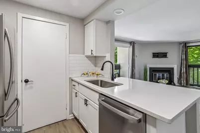 9705 Hellingly Place #62, Gaithersburg, MD 20886 - Photo 9