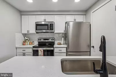 9705 Hellingly Place #62, Gaithersburg, MD 20886 - Photo 7