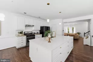 210 Painted Post Ln, Gaithersburg, MD 20878 - Photo 7