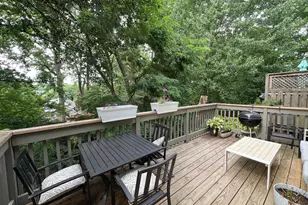 703 Twin Holly Ln, Silver Spring, MD 20910 - Photo 9