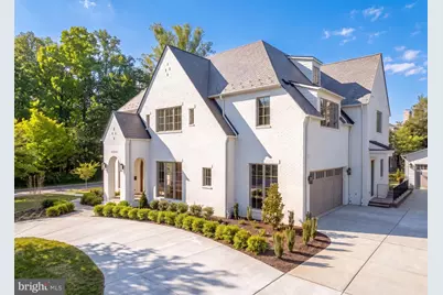 5200 Dorset Avenue, Chevy Chase, MD 20815 - Photo 3
