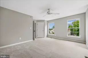 12917 Bridger Dr, Germantown, MD 20874 - Photo 11