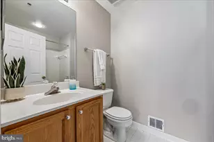 12917 Bridger Dr, Germantown, MD 20874 - Photo 15