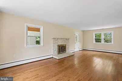 14811 Springfield Road, Germantown, MD 20874 - Photo 11