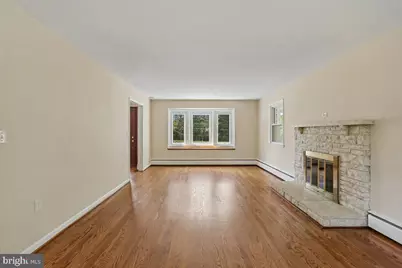 14811 Springfield Road, Germantown, MD 20874 - Photo 13