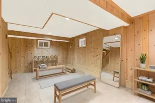 5806 Wilson Ln, Bethesda, MD 20817 - Photo 31