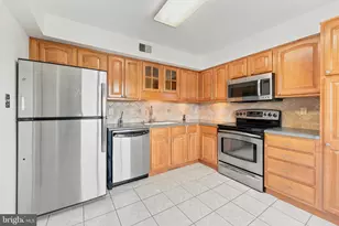 3330 N Leisure World Blvd, Silver Spring, MD 20906 - Photo 27