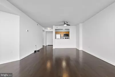 10101 Grosvenor Place #2013, Rockville, MD 20852 - Photo 7