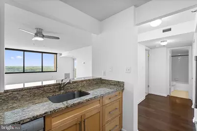10101 Grosvenor Place #2013, Rockville, MD 20852 - Photo 17