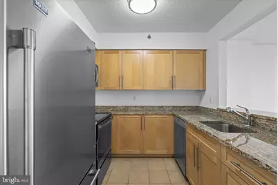 10101 Grosvenor Place #2013, Rockville, MD 20852 - Photo 9