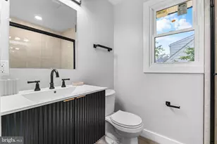 13406 Parkland Dr, Rockville, MD 20853 - Photo 17