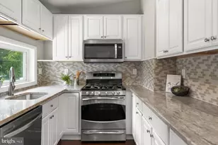 11403 Cam Ct, Kensington, MD 20895 - Photo 13