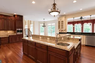 12600 Hill Creek Ln, Potomac, MD 20854 - Photo 19