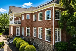 12600 Hill Creek Ln, Potomac, MD 20854 - Photo 3