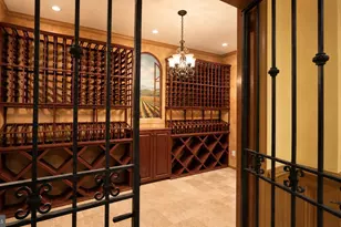 12600 Hill Creek Ln, Potomac, MD 20854 - Photo 69