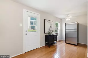 18717 Martins Landing Dr, Germantown, MD 20874 - Photo 11