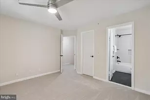 5821 Inman Park Cir, Rockville, MD 20852 - Photo 13