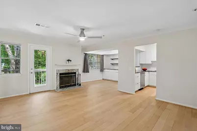 5821 Inman Park Circle #350, Rockville, MD 20852 - Photo 5
