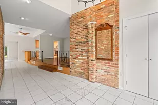 7504 Radnor Rd, Bethesda, MD 20817 - Photo 9