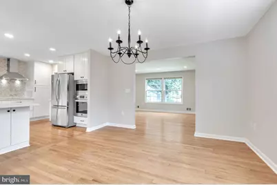 9902 Holmhurst Road, Bethesda, MD 20817 - Photo 7
