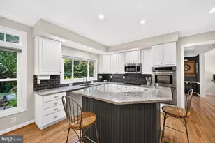 8 Haller Ct, Poolesville, MD 20837 - Photo 9