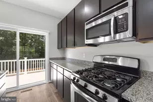 22466 Glenbow Way, Clarksburg, MD 20871 - Photo 13
