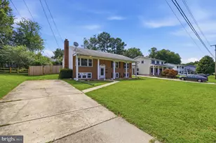 11606 Milbern, Potomac, MD 20854 - Photo 3