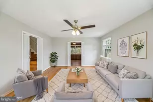 8839 Tuckerman Ln, Rockville, MD 20854 - Photo 11