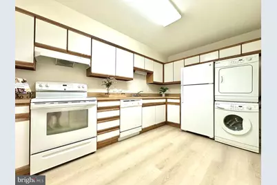 3330 N Leisure World Boulevard #5-820, Silver Spring, MD 20906 - Photo 15
