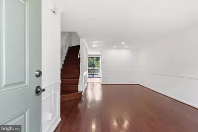 9504 Dunbrook Court, Gaithersburg, MD 20886 - Photo 3