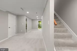 15608 Cliff Swallow Way, Rockville, MD 20853 - Photo 27